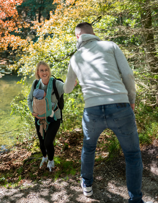 Wandern mit Baby: Tipps und Tricks für ein entspanntes Outdoor-Abenteuer