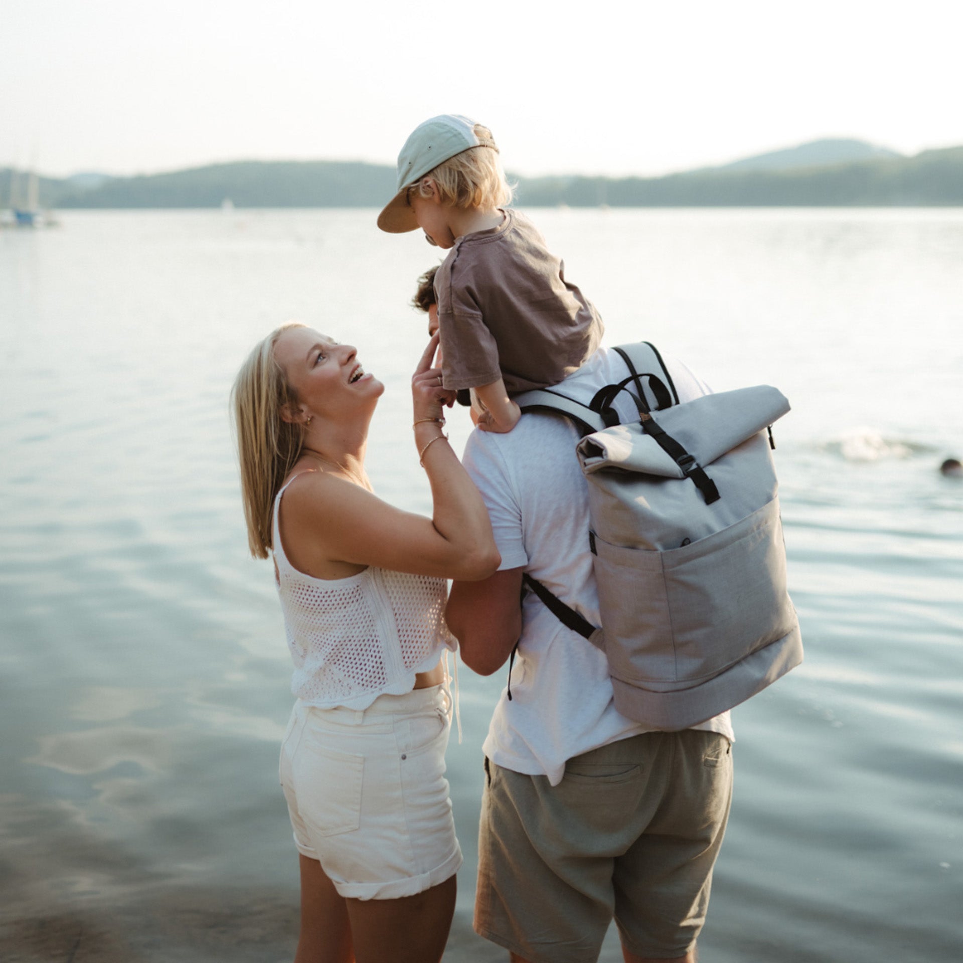 Diaper backpack Hugo - light gray