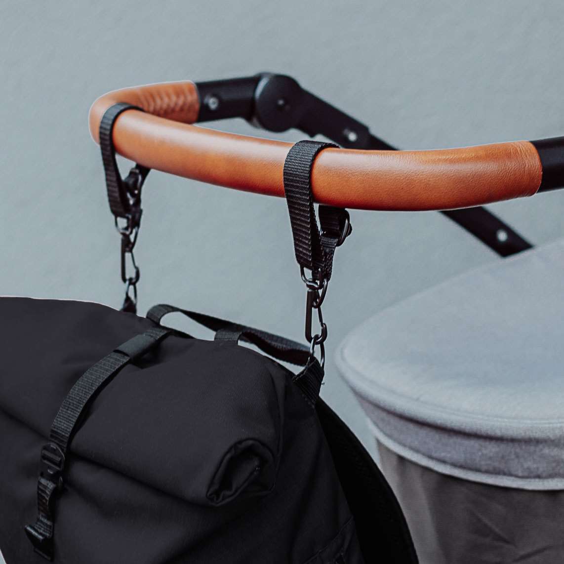 Kinderwagenaufhängung Anna und Oskar nachhaltig