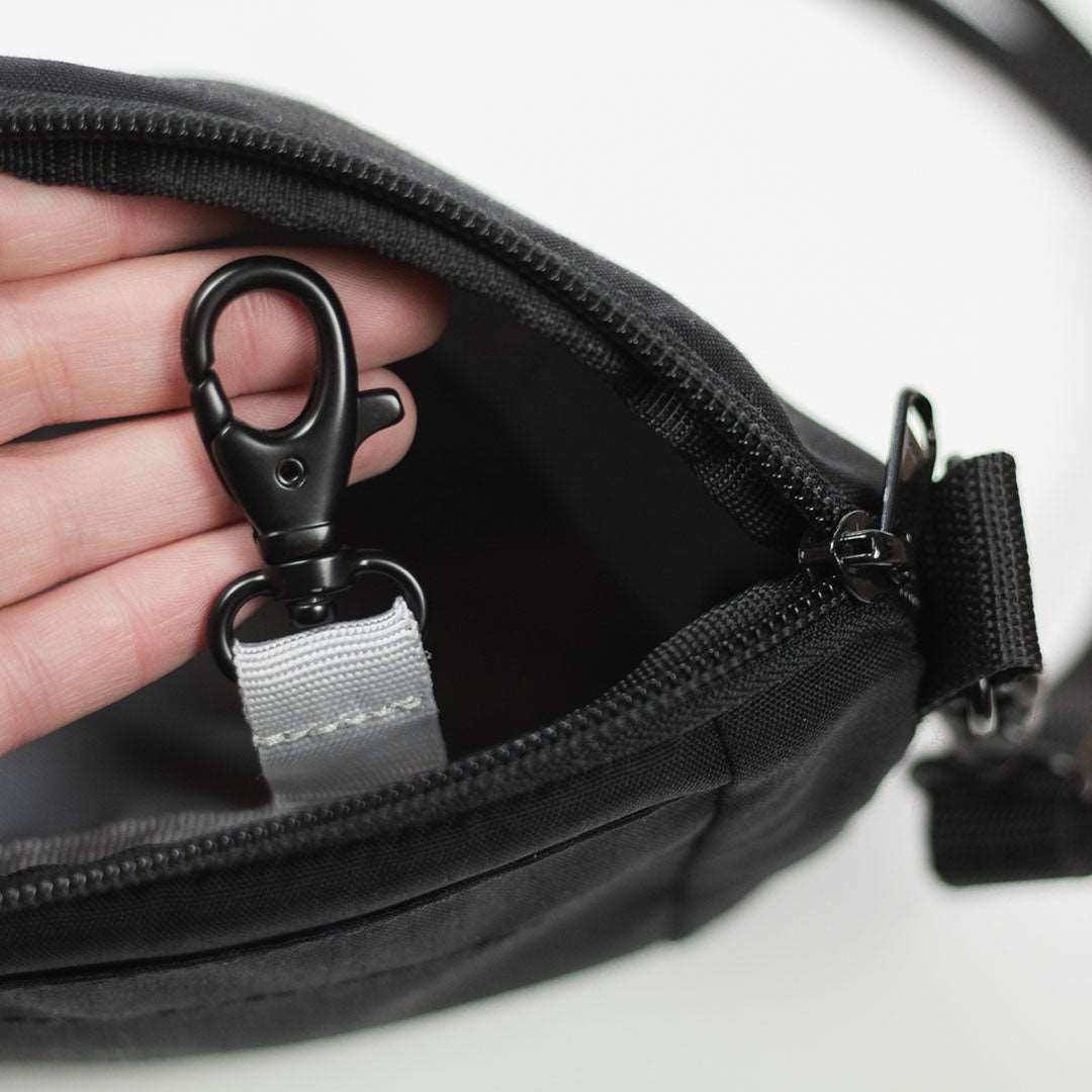 Crossbody Tasche Leni schwarz nachhaltig